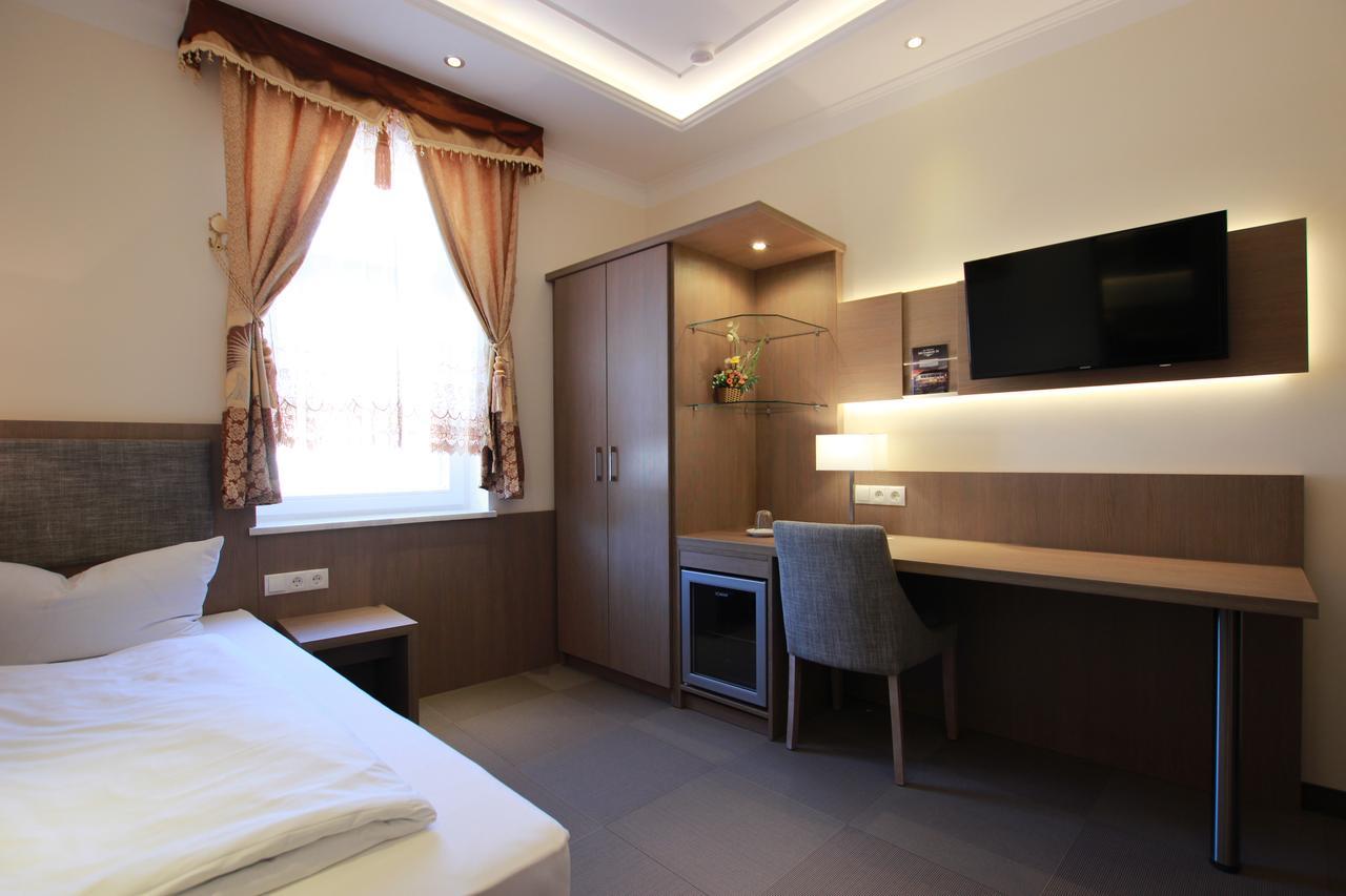 Hotel Europaeischer Hof Elsterwerda Екстериор снимка